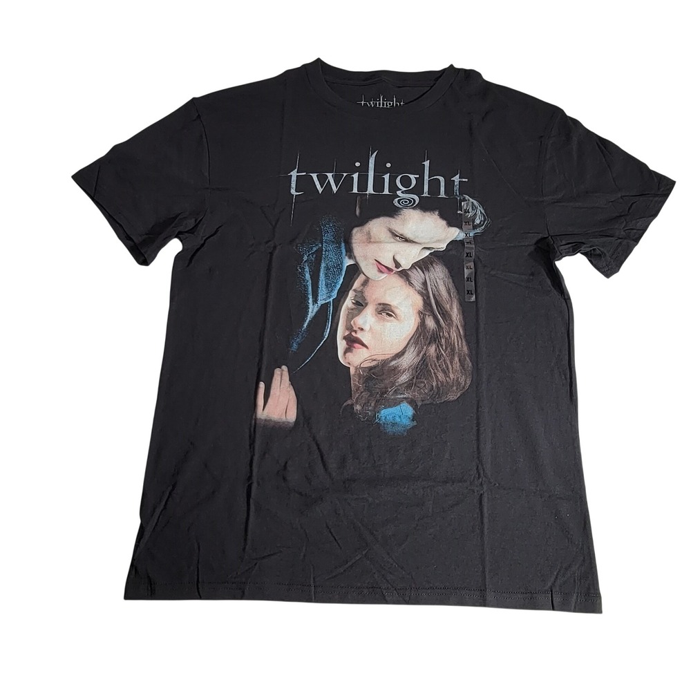 Twilight Movie Graphic T-Shirt Edward & Bella Black Cotton Tee XL 2023 RN166458